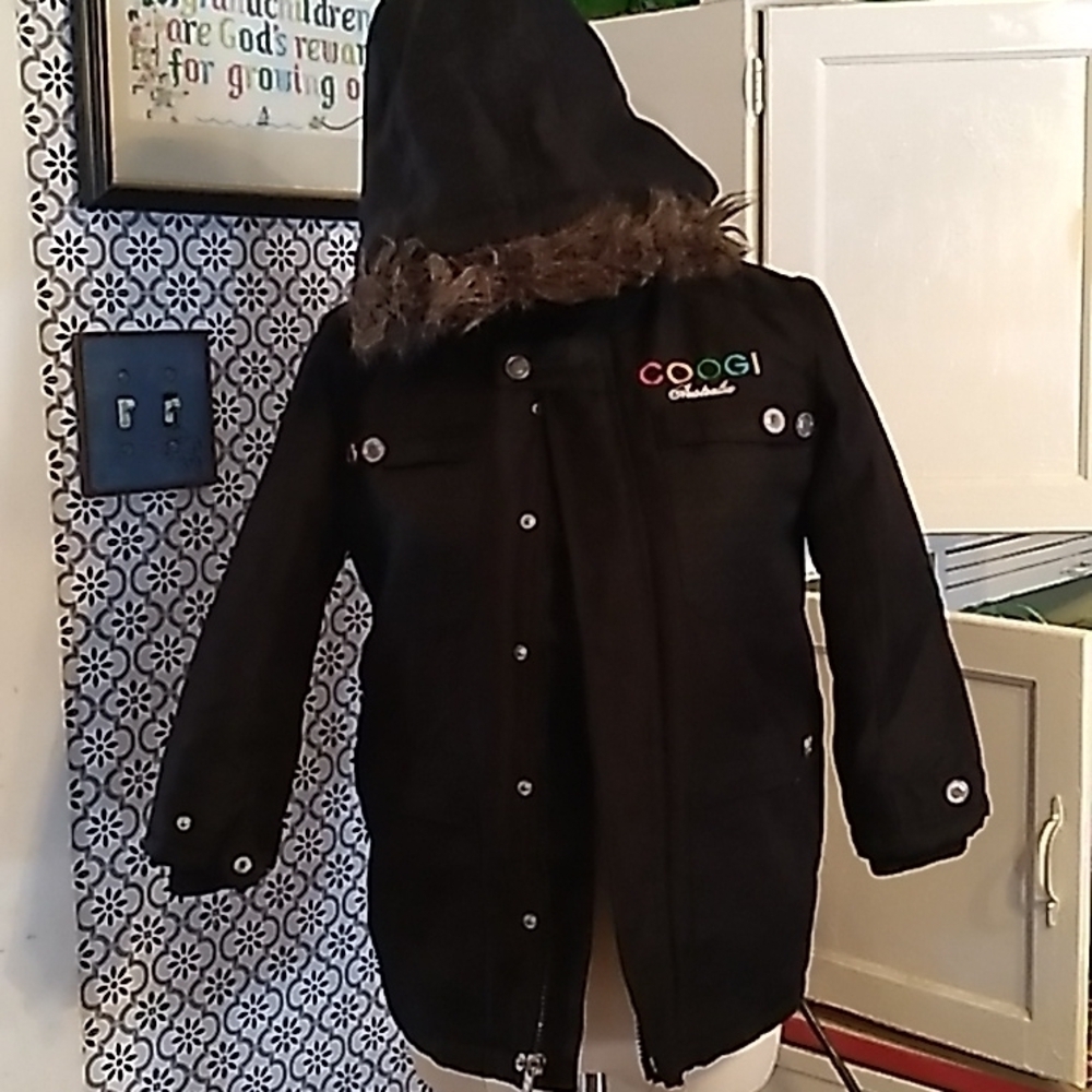 Kids Coogi 5/6 hooded winter coat